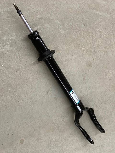 Jeep Cherokee shock absorber