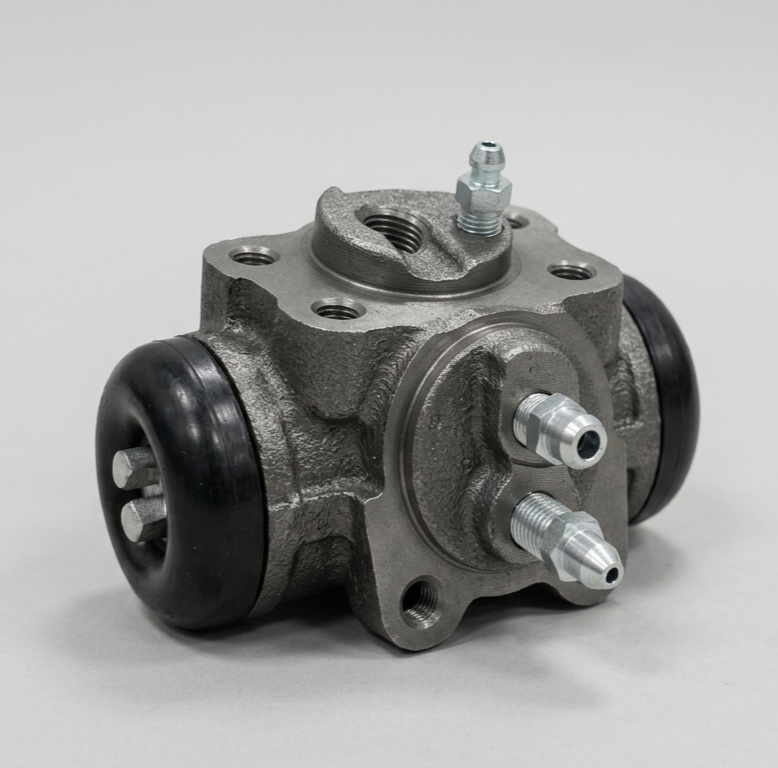 Isuzu FRR / FRR 90 Front Wheel Cylinder (Left or Right) | High-Performance Replacement