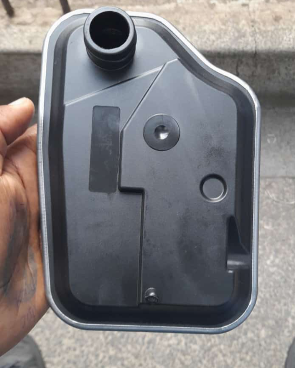 Gear oil transmission filter for Mazda Axela